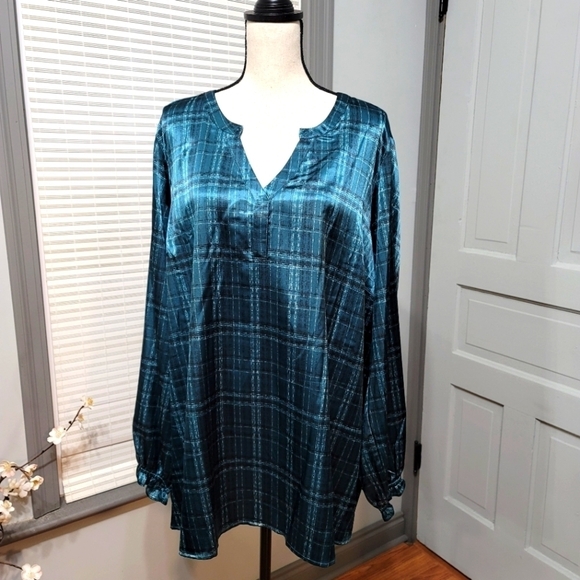 Lane Bryant Satin & Jersey Knit Plaid Top - Picture 2 of 6